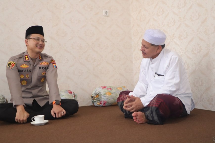 Kapolres Situbondo Silaturahmi dengan Ketua MUI, Pererat Sinergi Umara-Ulama