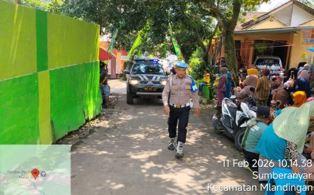 Polsek Mlandingan Amankan Kirab Haflatul Imtihan ke-71 PP Nurul Jadid
