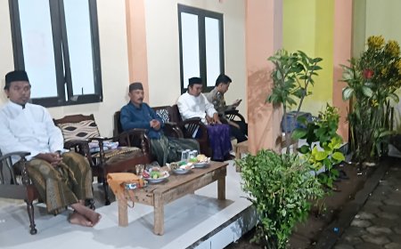 Polsek Bungatan Hadiri Haul dan Haflatul Imtihan Yayasan Miftahul Hasan Di Kec. Bungatan