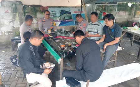 Kanit Binmas Polsek Situbondo Kota Laksanakan Program Unggulan BASUDEWO “Kopi Keliling (KOPLING)”