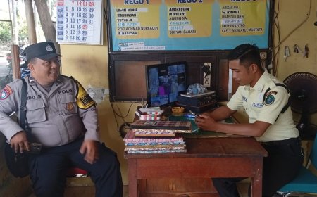 Patroli Dialogis Polsek Panarukan di PG Wringinanom, Perkuat Harkamtibmas di Wilayah Situbondo