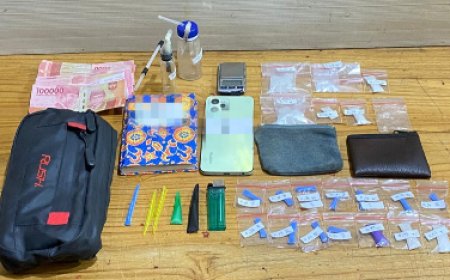 Satresnarkoba Polres Situbondo Ringkus Dua Pengedar Narkoba, Sita 27,88 Gram Paket Sabu dalam Sedotan Plastik