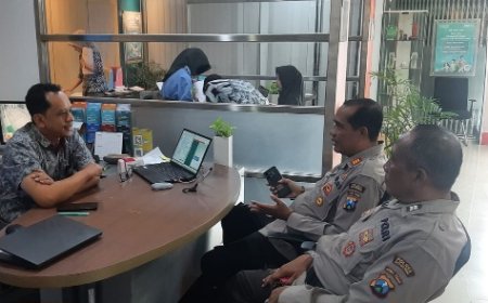 Kapolsek Besuki Intensifkan Patroli Door to Door ke Perbankan, Antisipasi Kriminalitas Jelang Lebaran.