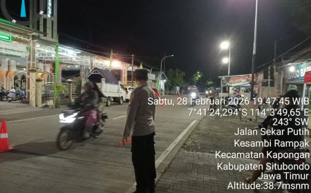 POLSEK KAPONGAN GIAT PAM SHOLAT ISYA' DAN SHOLAT TARAWIH DI MASJID NURUL ISLAM DESA KESAMBIRAMPAK