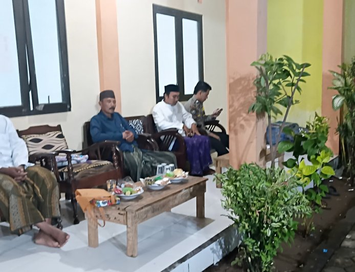 Polsek Bungatan Hadiri Haul dan Haflatul Imtihan Yayasan Miftahul Hasan Di Kec. Bungatan