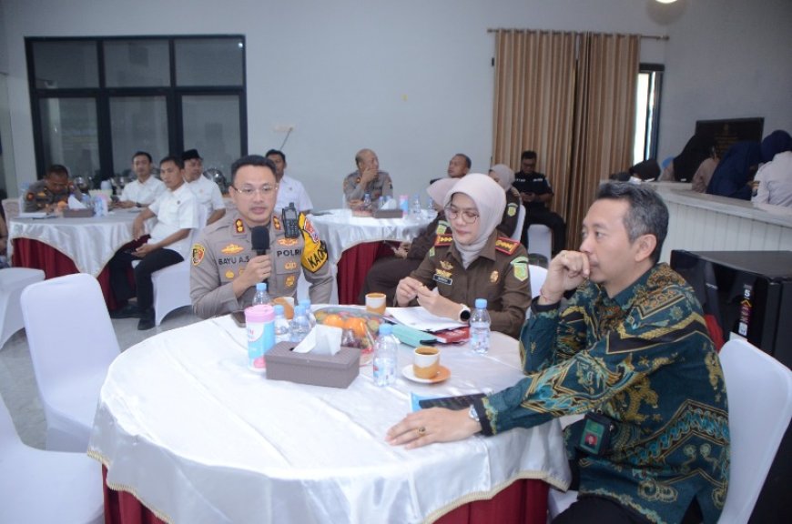 Samakan Persepsi KUHP dan KUHAP Baru, Polres Situbondo Gelar Coffee Morning bersama Kejari dan Pengadilan Negeri