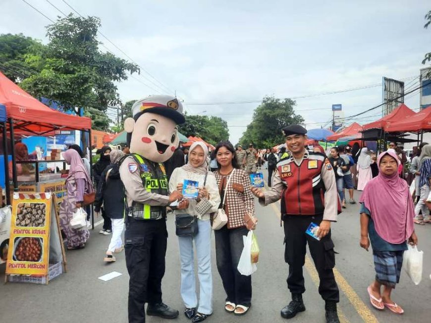 Serunya CFD Situbondo: Selain Sehat, Warga Juga Dapat Tips Keselamatan Berkendara dari Polisi
