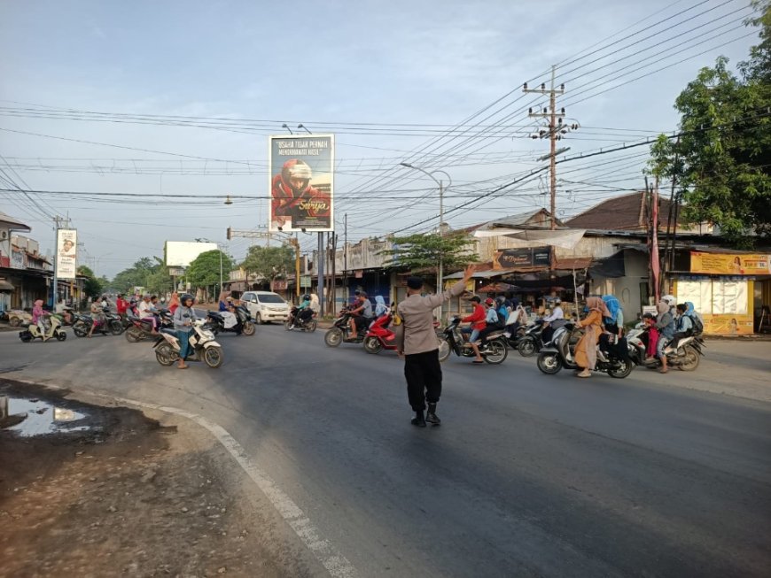 Polsek Kapongan melaksanakan kegiatan Commander Wish