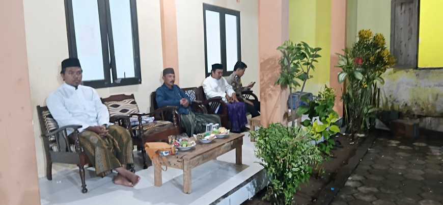Polsek Bungatan Hadiri Haul dan Haflatul Imtihan Yayasan Miftahul Hasan Di Kec. Bungatan
