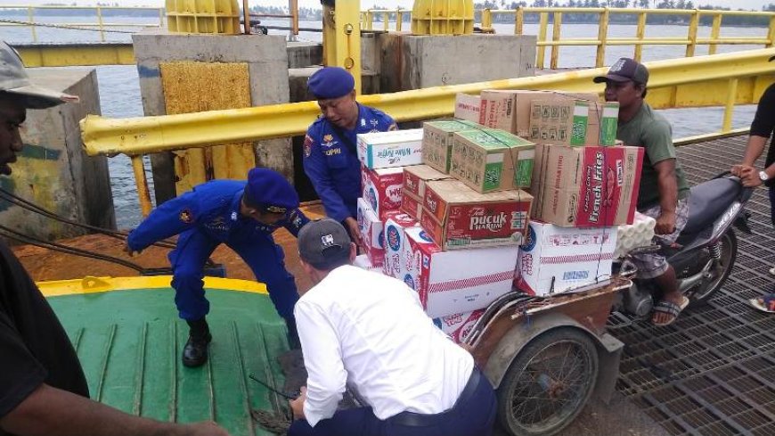 Pelayanan Polisi di Pelabuhan Jangkar Mudahkan Santri Pulang Kampung