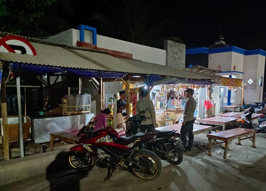 Polsek Jangkar Melaksanakan Patroli Di Area Pertokoan Antisipasi Terjadinya Tindak Pidana