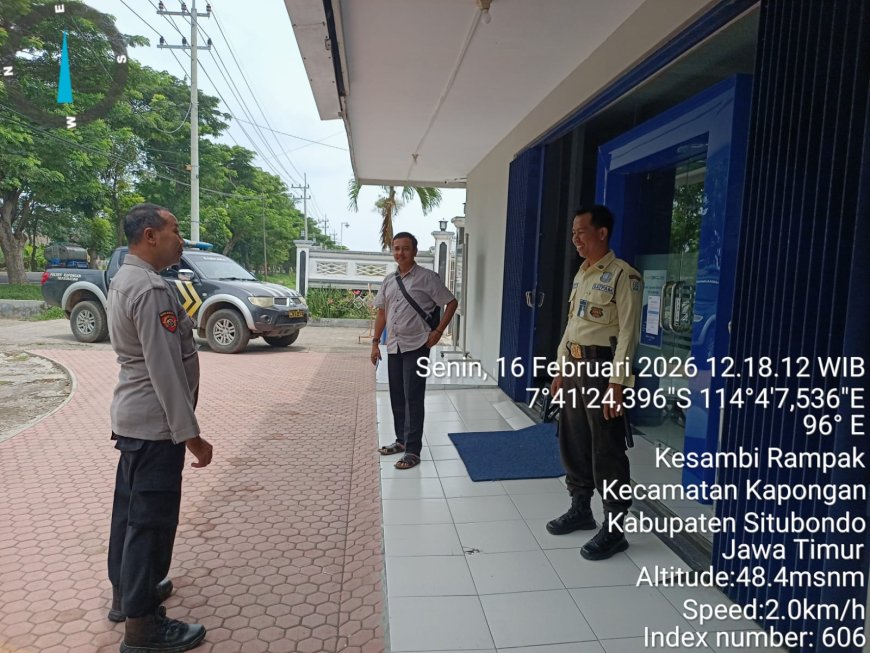 POLSEK KAPONGAN LAKSANAKAN PATROLI DIALOGIS DAN HIMBAUAN KAMTIBMAS DI KANTOR UNIT BRI KAPONGAN