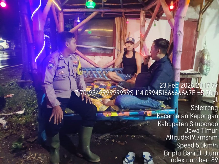 POLSEK KAPONGAN GIAT PATROLI DIALOGIS DALAM RANGKA ANTISIPASI KRIMINALITAS UTAMANYA 3C SERTA HIMBAUAN HARKAMTIBMAS