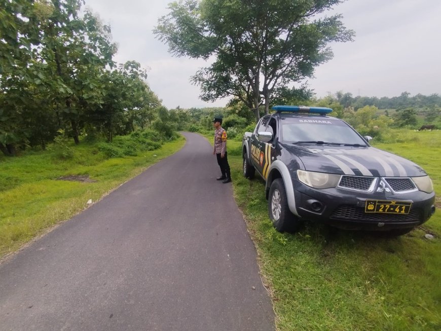 POLSEK KAPONGAN GIAT PATROLI NGABUBURIT DALAM RANGKA ANTISIPASI GANGGUAN KAMTIBMAS JELANG BERBUKA PUASA