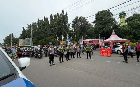 Pastikan Jalur Alun-Alun Tetap Lancar, Satlantas Polres Situbondo Siaga Amankan Acara 'SATAON' Bupati