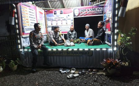 Antisipasi Tindak Kriminalitas Polsek Banyuputih Melaksanakan Patroli Pos Kamling Desa Banyuputih