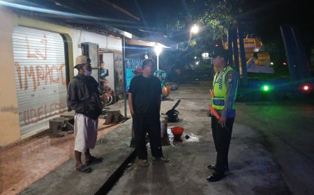 POLSEK BANYUGLUGUR LAKSANAKAN PATROLI PASAHUR ANTISIPASI KRIMINALITAS DAN BALAP LIAR