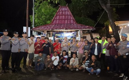 Tengah Malam Datangi Pos Ronda, Kapolres Situbondo Bawa Pesan Penting untuk Warga