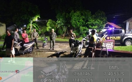 POLSEK KAPONGAN PATROLI GABUNGAN DALAM RANGKA HARKAMTIBMAS   BULAN SUCI RAMADHAN ANTISIPASI KRIMINALITAS 3(C), PERANG PETASAN, BALAP LIAR, BALAP LARI LIAT SERTA PERANG SARUNG  DI DESA WILAYAH KEC. KAPONGAN