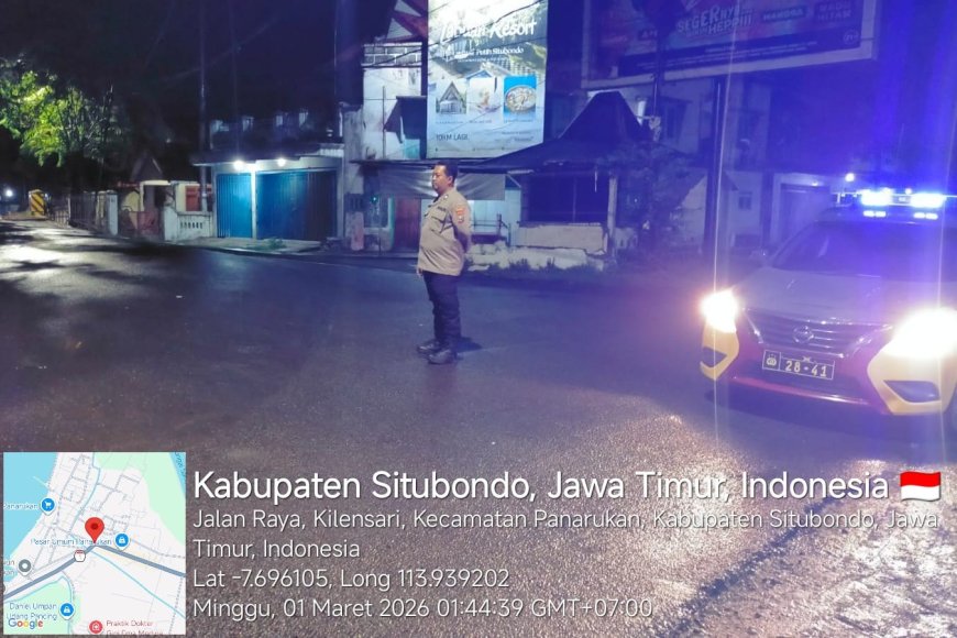 Patroli Blue Light Polsek Panarukan Antisipasi Gangguan Kamtibmas Jelang Sahur